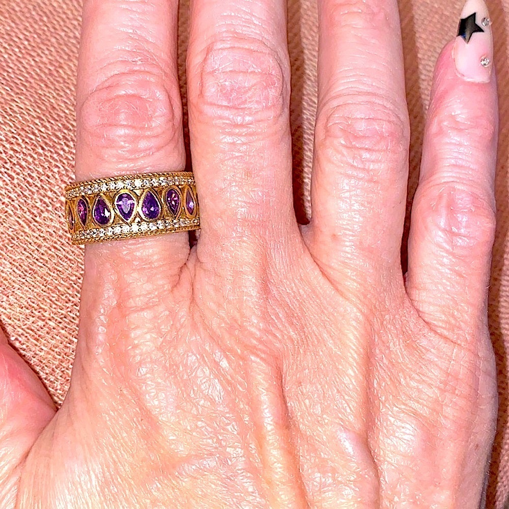 Elegant Gold and Purple Gemstone Ring